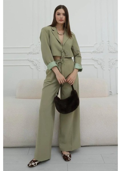 Kadın Bağlamalı Ceket Pantolon Takım