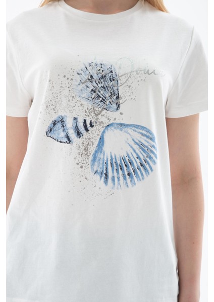 25Y0376K1 Kadın Baskılı T-Shirt fırsatları