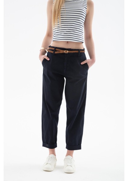 25Y0107K1 Kadın Kemerli Pantolon fırsatları