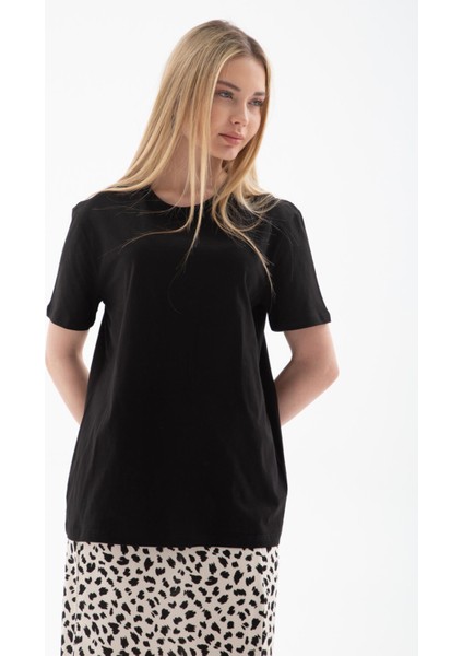 25Y0131K1 Kadın T-Shirt