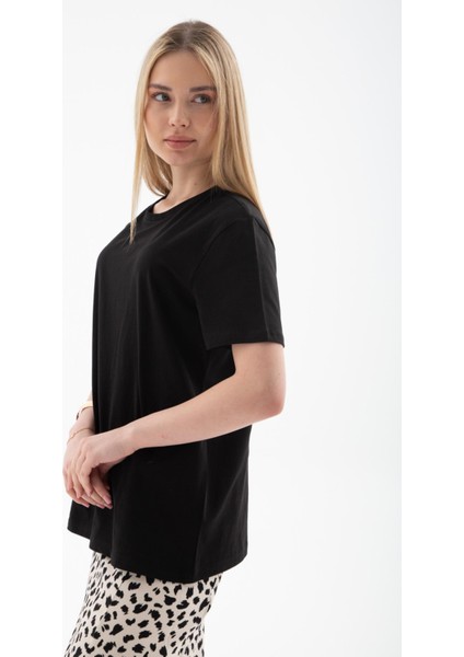25Y0131K1 Kadın T-Shirt modelleri