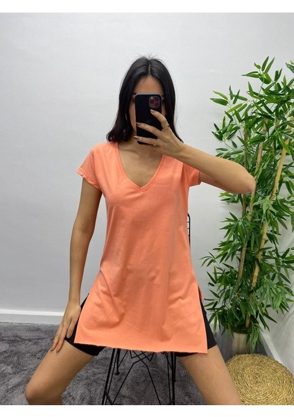 V Yaka Yanı Yırtmaçlı Maxi T-Shirt fırsatları