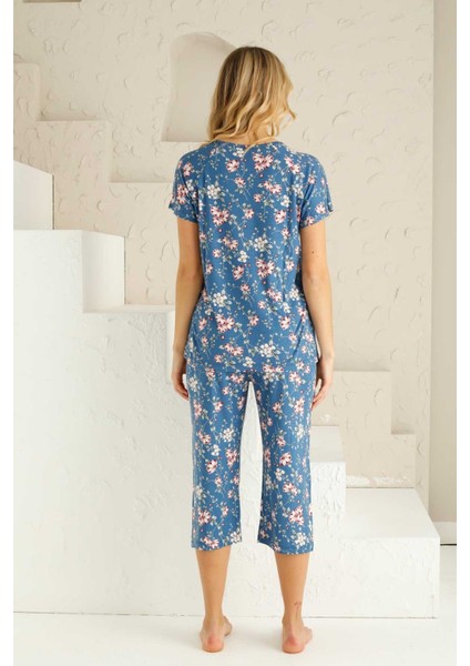 Kadın Çiçek Desen Dantel Detay Viskon Kısa Kol Kapri Pijama Takımı modelleri