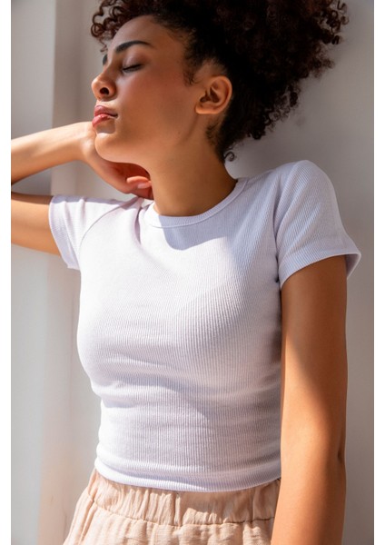 Kadın Fitilli Bisiklet Yaka Basic Crop T-Shirt fırsatları