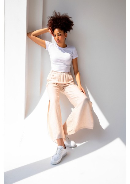 Kadın Fitilli Bisiklet Yaka Basic Crop T-Shirt modelleri