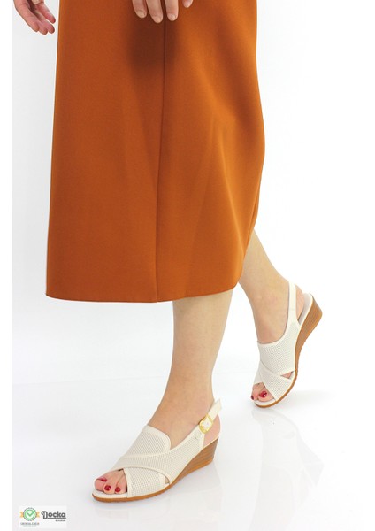 Kadın Dolgu Topuk Şık Günlük Hakiki Deri Sandalet M26YS2730 modelleri