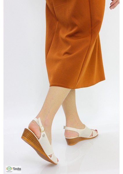 Kadın Dolgu Topuk Şık Günlük Hakiki Deri Sandalet M26YS2730 fırsatları