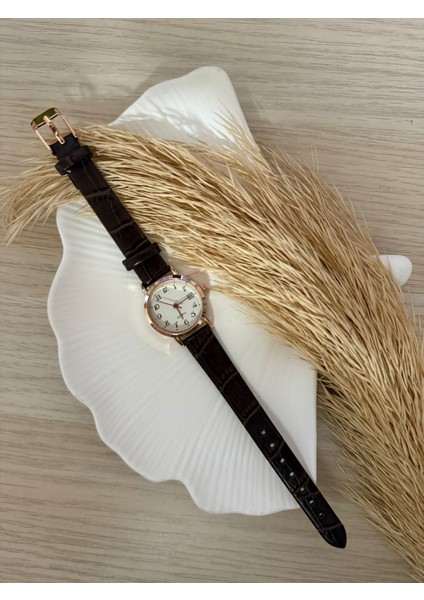Bs Stıll Vintage Kadın Kol Saati Retro Quartz Deri Kordon 1 Adet
