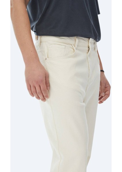 Açık Bej Düz Dokuma Carrot Fit Casual Pamuk Karışımlı Pantolon fırsatları