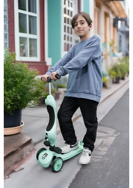 Premium Oturaklı Çocuk Scooter 3 Tekerlekli LED Işıklı Scooter Yükseklik Ayarlı 1-6 Yaş