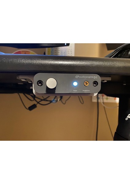 Audioengine D1 Masa Altı Montajı T4677405