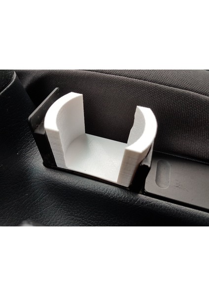 Audi A4 B5 Bardaklık Adaptörü T2319581
