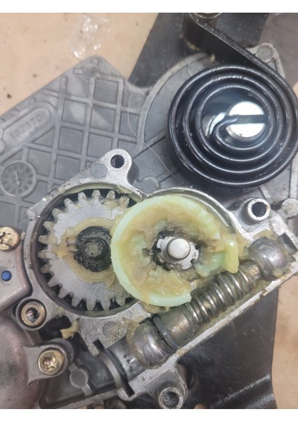 Bmw E34 Brose Koltuk Dişlisi T6609708