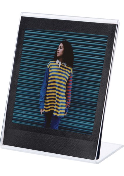 Instax SQ40 Siyah Fotoğraf Makinesi 10'lu Kare Film ve Pleksi Çerçeve Seti indirimleri