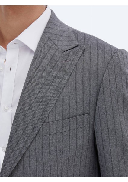 Gri Çizgili Modern Fit Takım Elbise