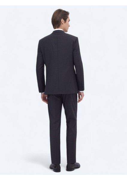 Lacivert Desenli Modern Fit Yün Karışımlı Takım Elbise