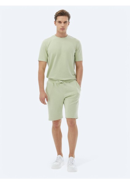 Açık Yeşil Düz Örme Jogging Fit Casual Bermuda