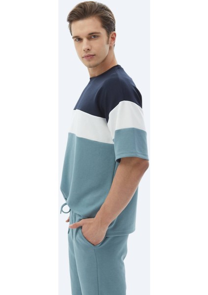 Mavi Çizgili Bisiklet Yaka T-Shirt modelleri