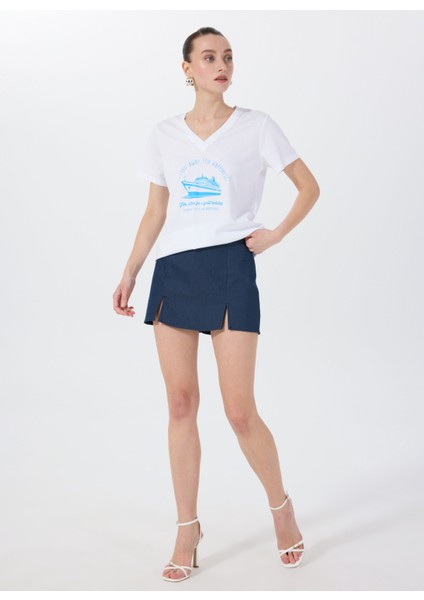 V Yaka Baskılı Beyaz Kadın T-Shirt F5SL-TST0461