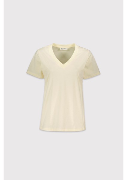 V Yakalı T-Shirt
