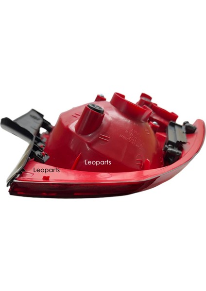 Hyundai Accent Stop Lambası Sağ 2003-2005 92402-25510 modelleri