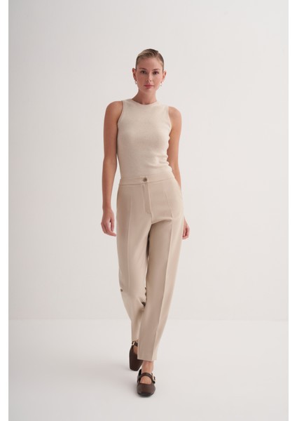 Bej Rahat Kalıp Yüksek Bel Cepli Havuç Pantolon fiyatları