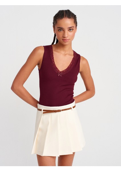 31778 Dantel Detaylı Top-Siyah