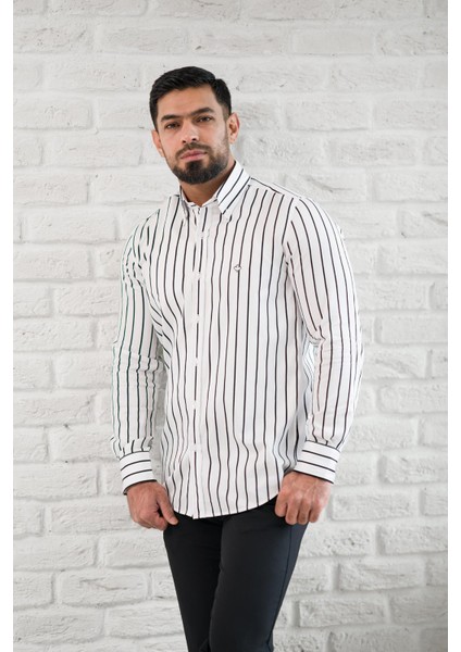 Ince Çizgili Yaka Düğmeli Cepsiz Regular Fit Gömlek modelleri