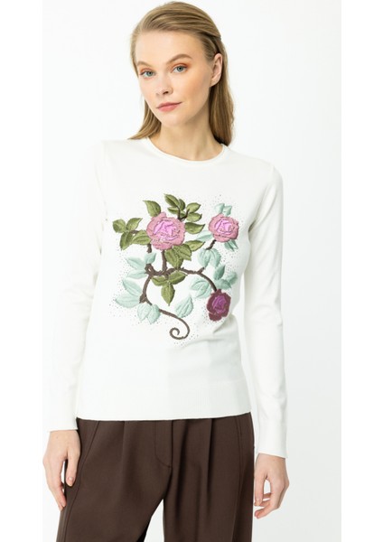 47409 Onteks Gül Işlemeli Sosis Yaka U. Kol Kazak