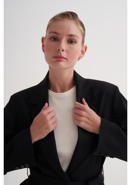 Oversize Kemerli Blazer Ceket