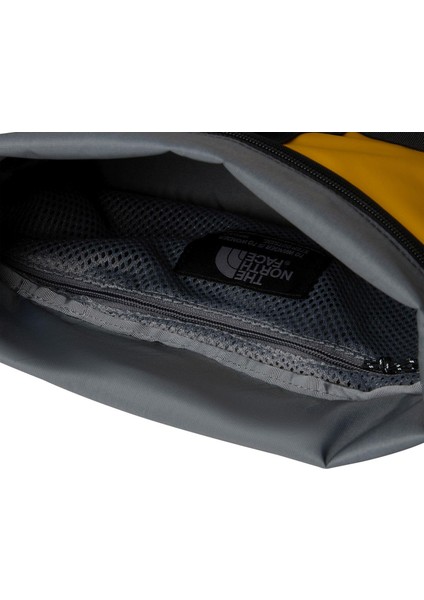 Base Camp Shoulder Bag Omuz Çantası Nf0a8bk6zu31