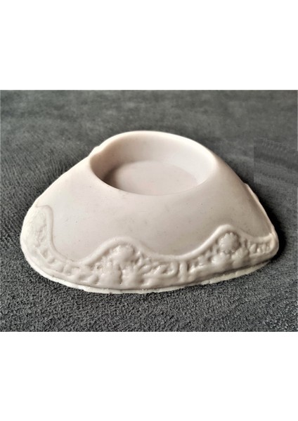 Çiçek Desenli Kalp Mumluk 11CM Silikon Kalıp K-207 indirimleri