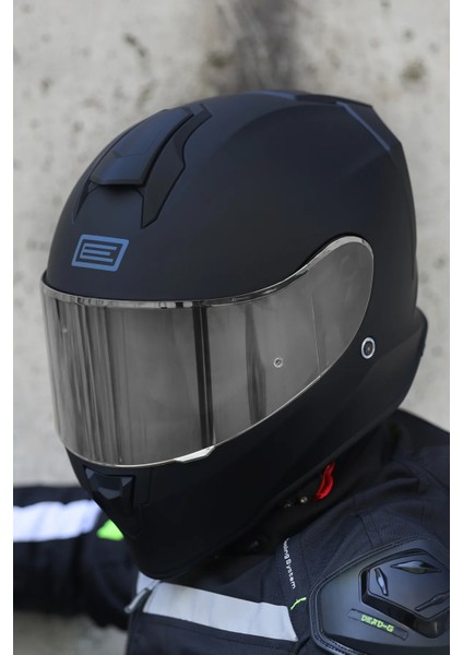 Dinamo Evo Mat Siyah Kask