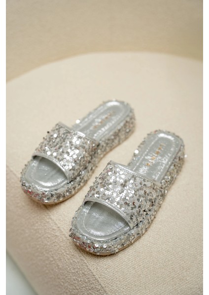 Bubble Silver Pullu Kadın Terlik