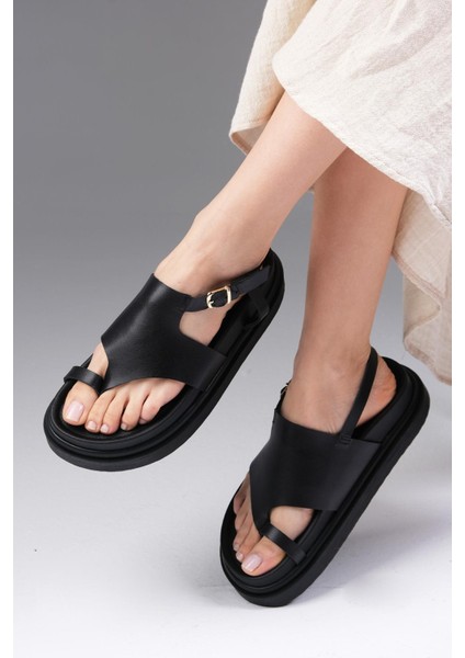 Lora Hakiki Deri Siyah Renk Parmak Arası Kadın Sandalet fırsatları