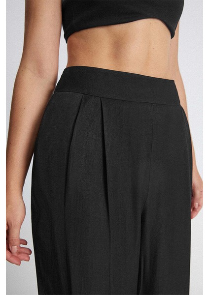 x Nurbeli Siyah Kadın Gizli Fermuarlı Palazzo Pantolon modelleri