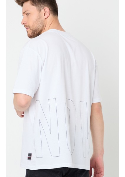 Beyaz Baskılı Basic Erkek Oversize Bisiklet Yaka Kısa Kollu T-Shirt indirimleri