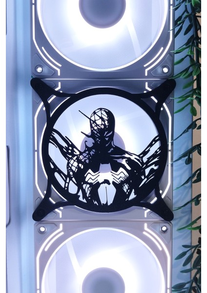 Spiderman 120X120 mm Siyah Çerçeveli Oyun Pc Aksesuarı, Masaüstü Bilgisayar Fan Kapağı