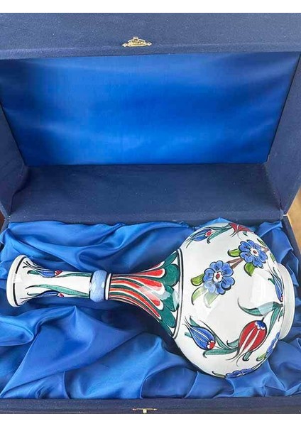 Yabancı Ortağa Hediye – Iznik Çini Vazo