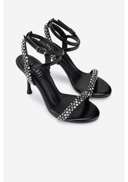 Kadın Vegan Siyah Topuklu Ayakkabı 891 2425 Bn Ayk Y25 Sıyah fiyatları