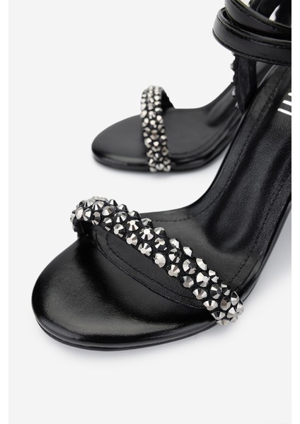 Kadın Vegan Siyah Topuklu Ayakkabı 891 2425 Bn Ayk Y25 Sıyah modelleri