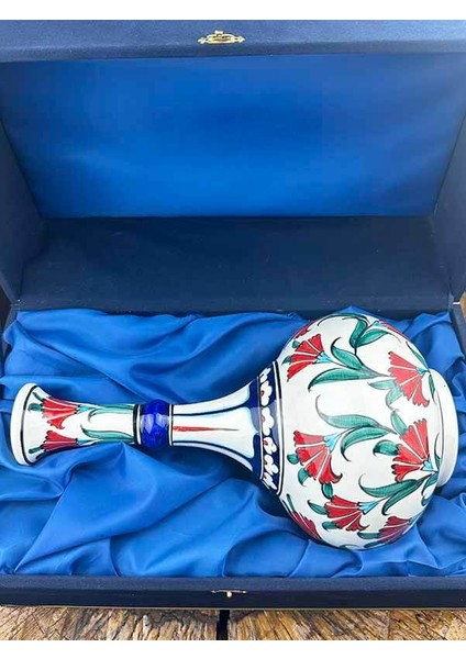 Karanfil Motifli Iznik Çini Vazo fiyatları