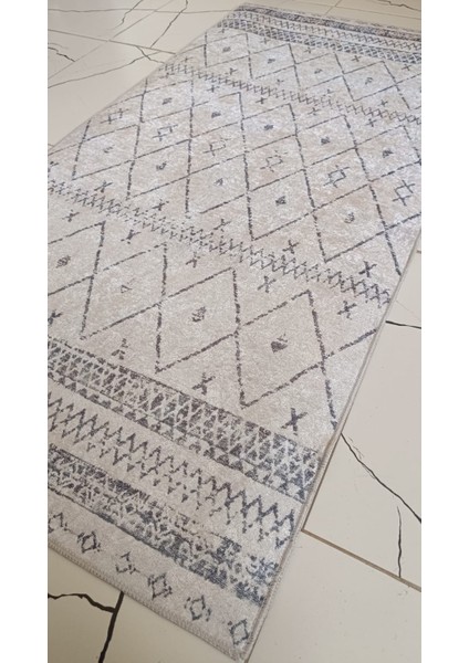 70 x 140 Dijital Baskılı Soft Gri Etnik Desenli Yolluk – Kaymaz Tabanlı, Silinebilir, Ince Dokulu Modern Halı