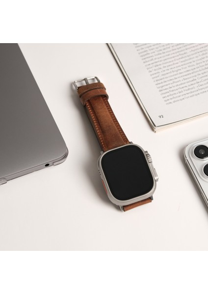 Apple Watch Uyumlu Deri Kordon & Kayış - 42 / 44 / 45 / 46 / 49 mm - Ultra / Ultra 2 / Seri 9 / 8 / 7 / 6 / 5 / 4 / 3 - Antik Kahve modelleri