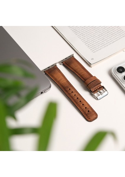 Apple Watch Uyumlu Deri Kordon & Kayış - 42 / 44 / 45 / 46 / 49 mm - Ultra / Ultra 2 / Seri 9 / 8 / 7 / 6 / 5 / 4 / 3 - Antik Kahve fırsatları