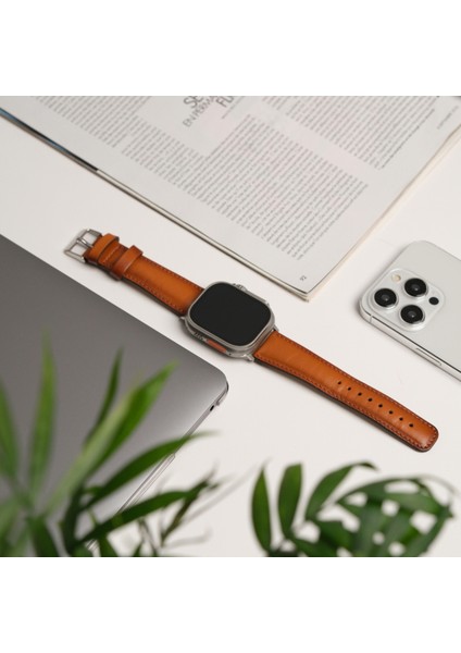 Apple Watch Uyumlu Deri Kordon & Kayış - 42 / 44 / 45 / 46 / 49 mm - Ultra / Ultra 2 / Seri 9 / 8 / 7 / 6 / 5 / 4 / 3 - Taba