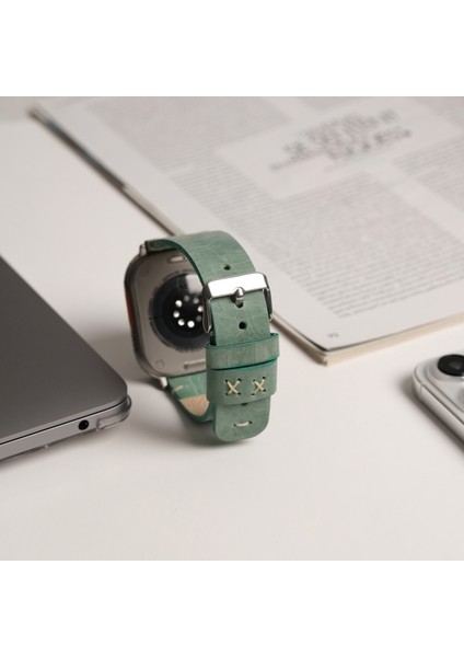 Apple Watch Uyumlu Deri Kordon & Kayış - 42 / 44 / 45 / 46 / 49 mm - Ultra / Ultra 2 / Seri 9 / 8 / 7 / 6 / 5 / 4 / 3 - Yeşil