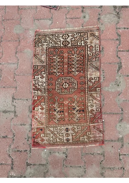 55 x 92 El Dokuma Antik Kilim Nadir Desenli Yumuşak Renkli Kilim fırsatları