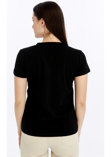 Kadın T-Shirt V Yaka Kısa Kollu