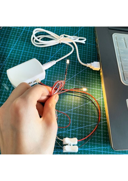 Dc USB 5V Stili 6 Port Çıkışlı 5V USB Acdc Adaptörlü Güç Kaynağı Tren Yerleşimi Raylı Yerleşim Sokak Lambaları Diorama (Yurt Dışından)